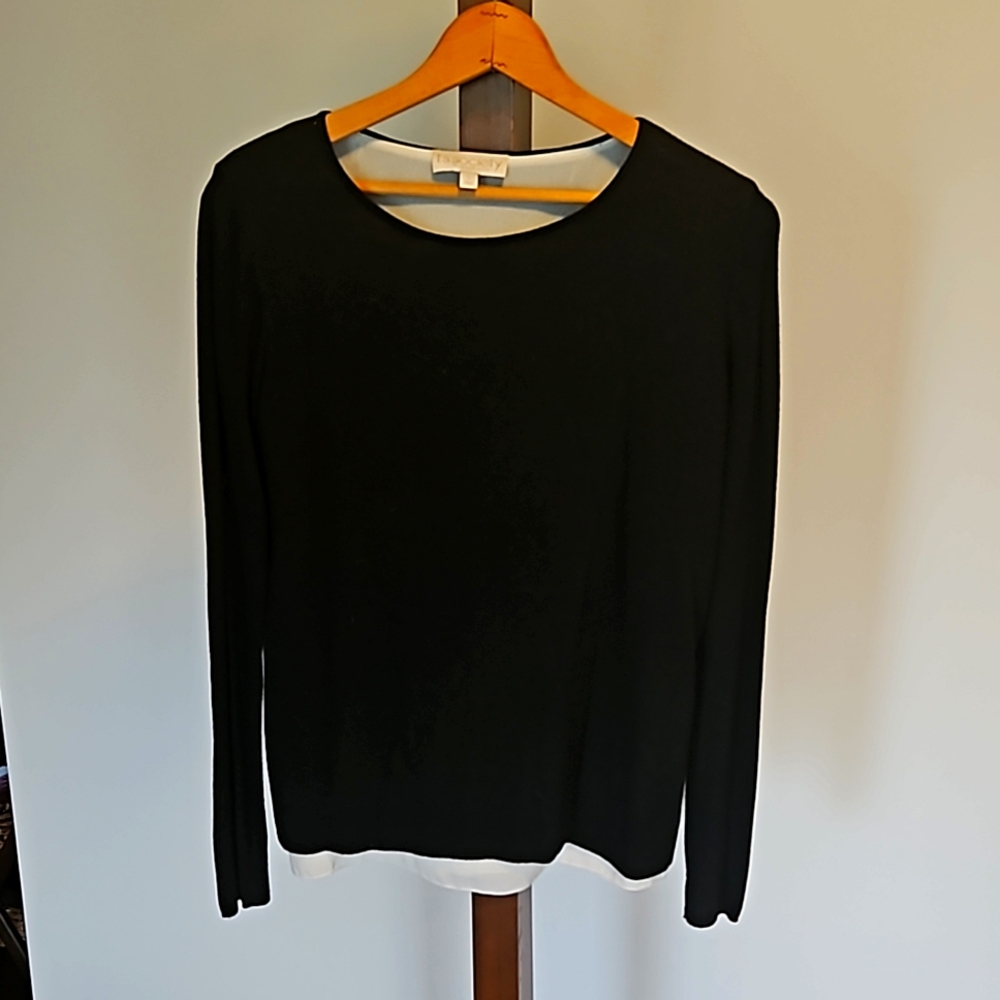 Women's black/white long sleeved top size S